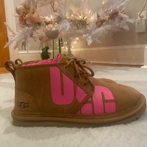 barely worn, almost in perfect condition